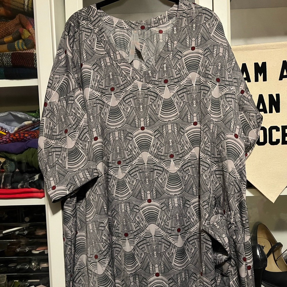 Melissa McCarthy Seven Pink and Grey Tunic